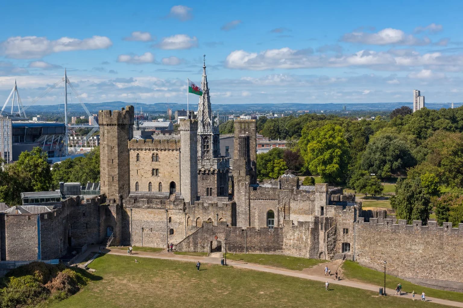 Cardiff Travel Guide & Money-Saving Tips